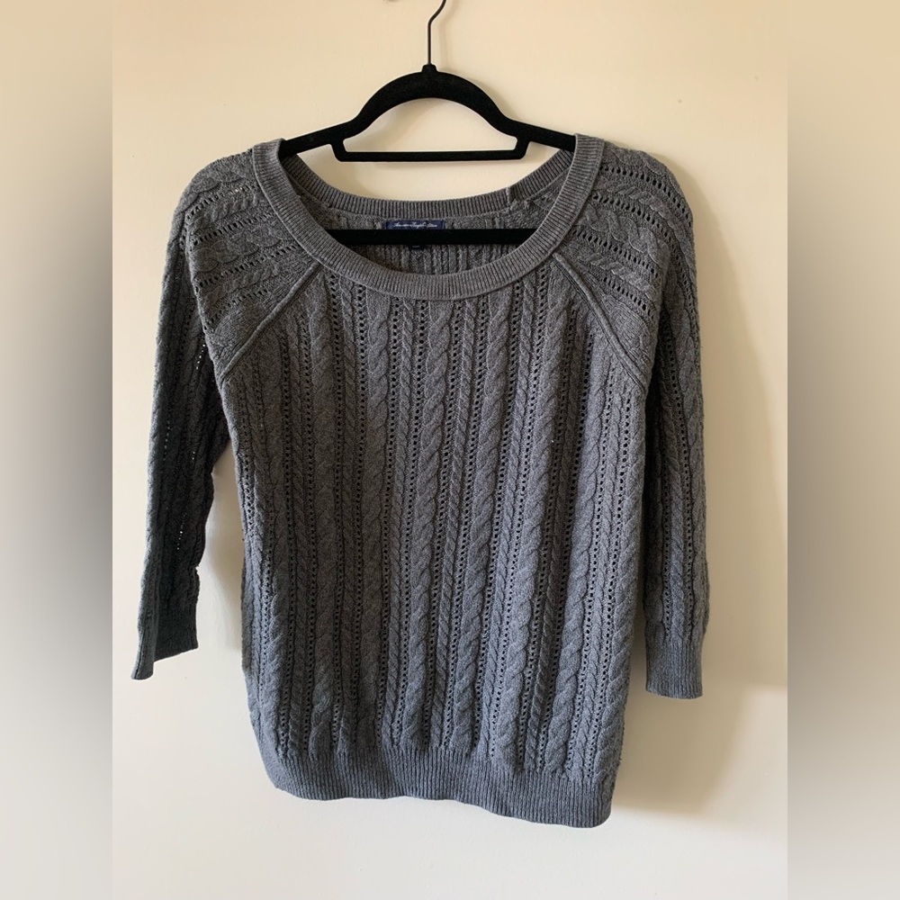 American Eagle Sweater
